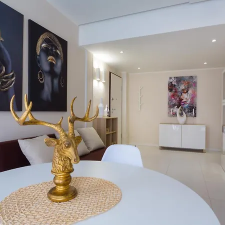 Stesicoro Exclusive House Apartment *