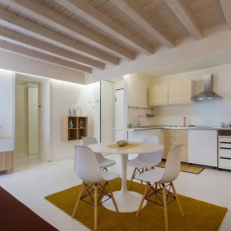 Stesicoro Exclusive House Appartement *